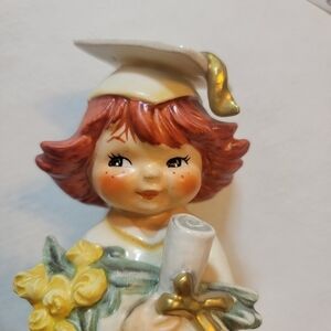 1970 GOEBEL W GERMANY REDHEAD CHARLOT 1ST DEGREE GRADUATE FIGURE BYJ61